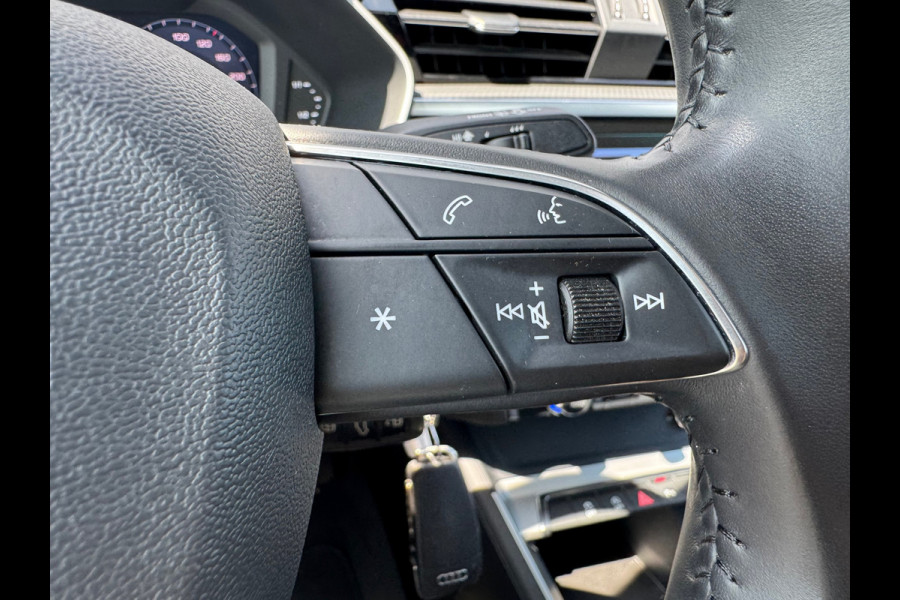 Audi Q3 35 TFSI * Sideass. * PDC v+a * Visueel Cockpit *