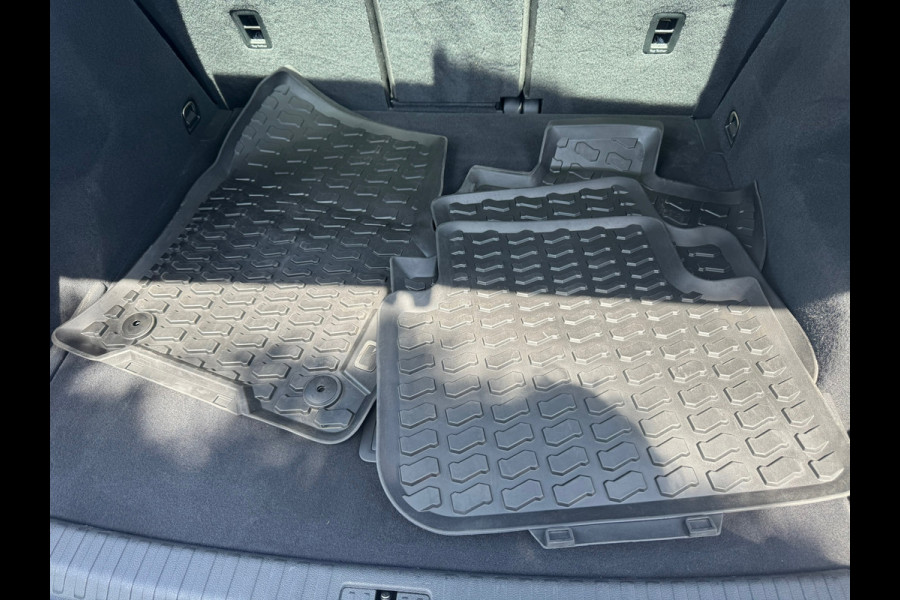 Audi Q3 35 TFSI * Sideass. * PDC v+a * Visueel Cockpit *
