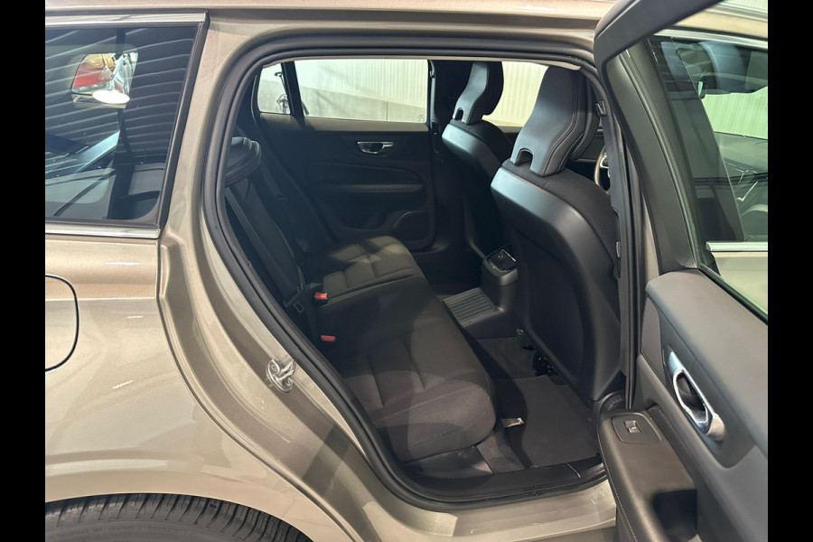 Volvo V60 T6 Aut. Plug-in Hybrid LongRange Inscription Trekhaak Parkeercamera ACC 350pk
