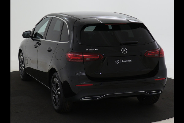 Mercedes-Benz B-Klasse 250 e Business Line | Zitcomfortpakket | Warmtewerend, donkergetint glas achter | USB-pakket plus | EASY PACK achterklep | Dodehoekassistent | Verwarmde stoelen vooraan |