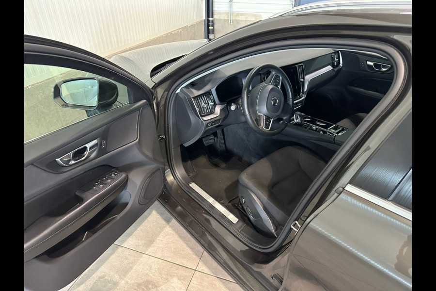 Volvo V60 T6 Aut. Plug-in Hybrid LongRange Inscription Trekhaak 360camera ACC 350pk