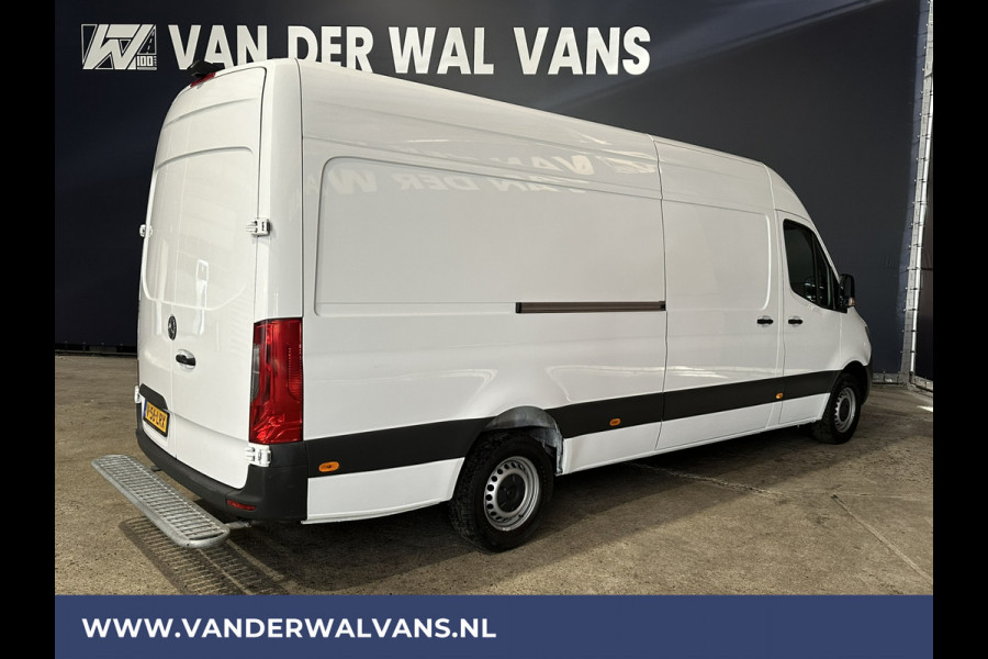 Mercedes-Benz Sprinter 317 CDI 170pk L3H2 Euro6 Airco | Navigatie | Camera | Apple Carplay | Android Auto Chauffeursstoel, Bijrijdersbank