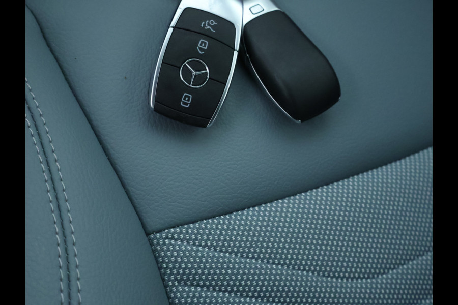 Mercedes-Benz GLA 250 e Face Lift Plug-In Hybride | Progressive Line Advanced Plus | Sfeerverlichting | Dodehoek Assist | Ledkoplampen | Inclusief 24 maanden Mercedes-Benz Certified garantie voor Europa.