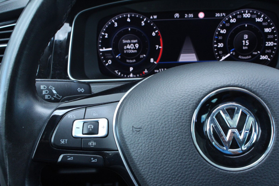 Volkswagen GOLF Variant 1.5 TSI DSG Highline PANO VIRTUAL CARPL ACC STUURVW '19