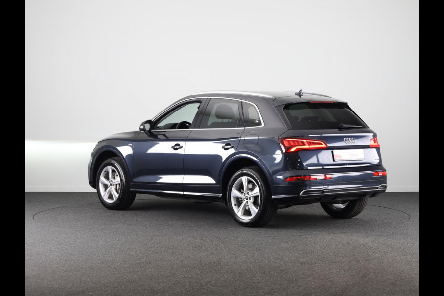 Audi Q5 50 TFSI e Advanced edition 299pk Plug in Hybrid S-tronic | Navigatie | Parkeersensoren | Adaptieve cruise control |