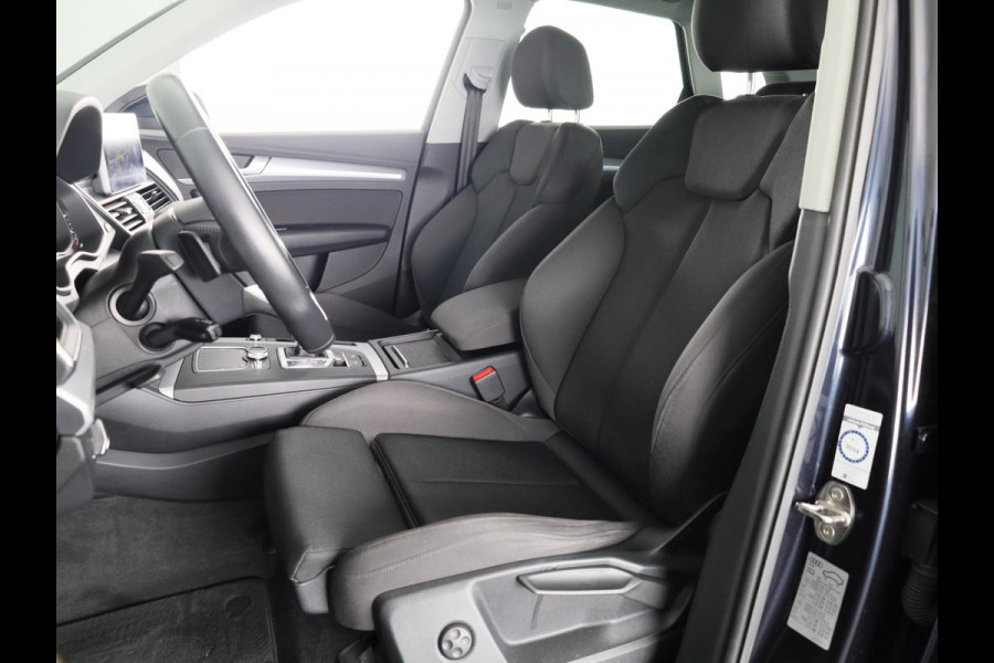 Audi Q5 50 TFSI e Advanced edition 299pk Plug in Hybrid S-tronic | Navigatie | Parkeersensoren | Adaptieve cruise control |