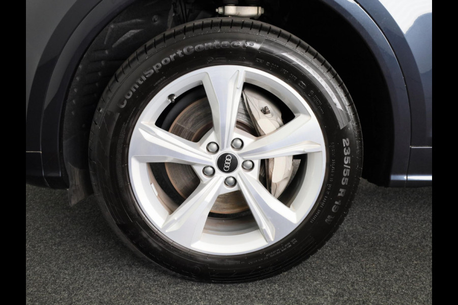 Audi Q5 50 TFSI e Advanced edition 299pk Plug in Hybrid S-tronic | Navigatie | Parkeersensoren | Adaptieve cruise control |