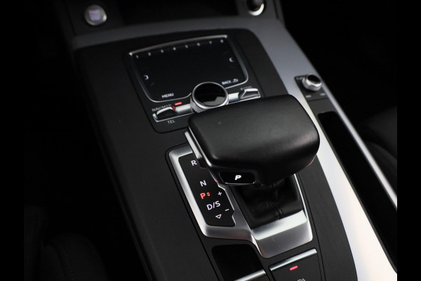 Audi Q5 50 TFSI e Advanced edition 299pk Plug in Hybrid S-tronic | Navigatie | Parkeersensoren | Adaptieve cruise control |