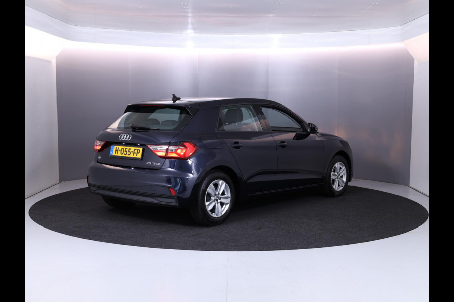 Audi A1 Sportback 25 TFSI Pro Line AUT| LM-velgen| Parksensors achter Cruisecontrol|