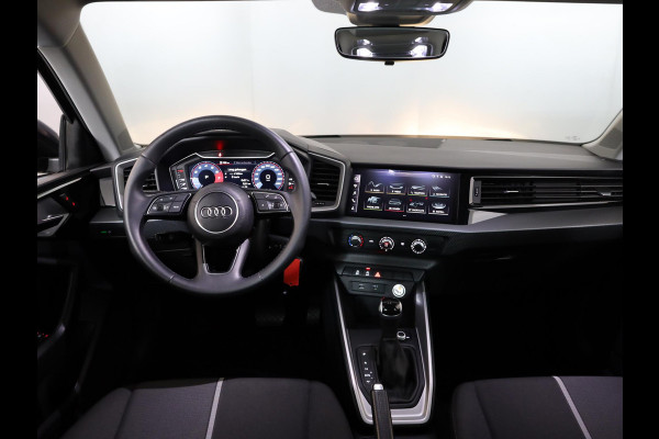 Audi A1 Sportback 25 TFSI Pro Line AUT| LM-velgen| Parksensors achter Cruisecontrol|