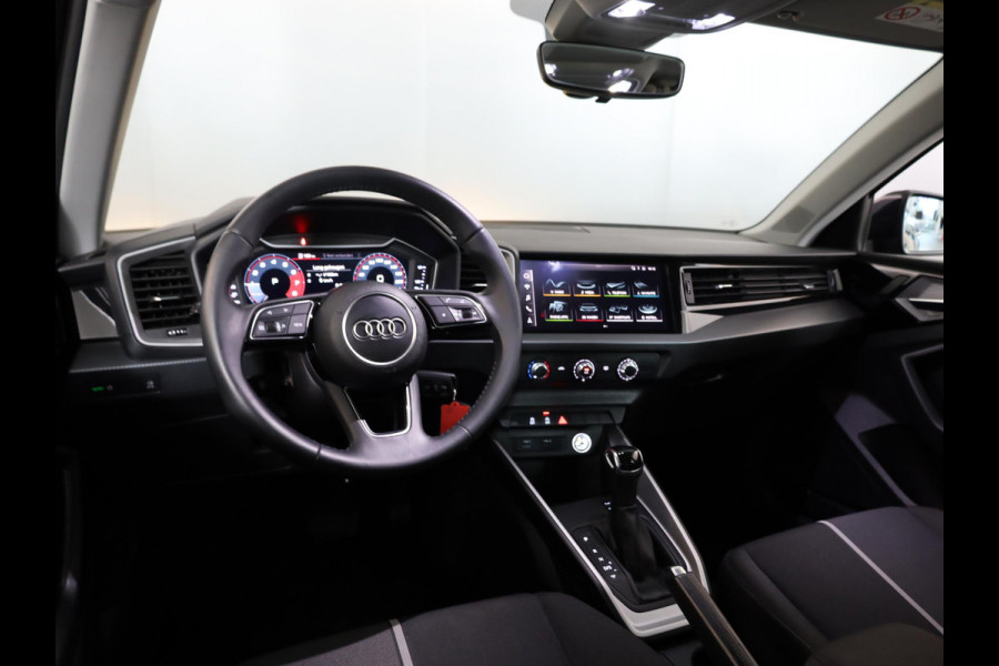 Audi A1 Sportback 25 TFSI Pro Line AUT| LM-velgen| Parksensors achter Cruisecontrol|