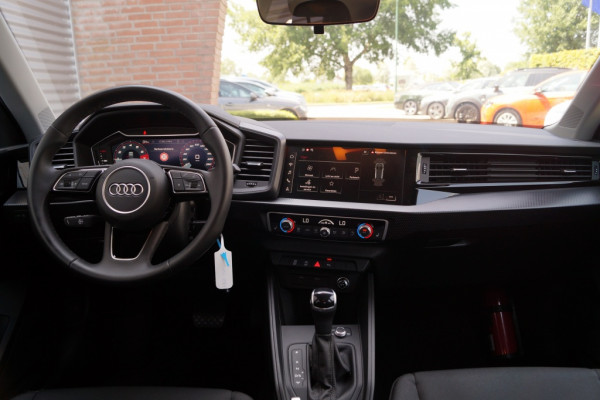 Audi A1 Sportback 30 TFSI 115pk Automaat S-Line Edition -NAVI-ECC-PDC-