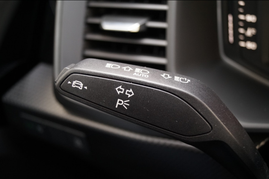 Audi A1 Sportback 30 TFSI 115pk Automaat S-Line Edition -NAVI-ECC-PDC-