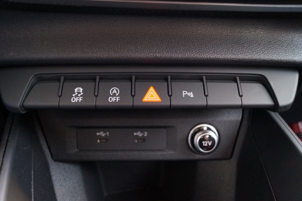Audi A1 Sportback 30 TFSI 115pk Automaat S-Line Edition -NAVI-ECC-PDC-