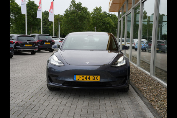 Tesla Model 3 Standard RWD Plus 60 kWh | Trekhaak | Full Autopilot | Premium Audio