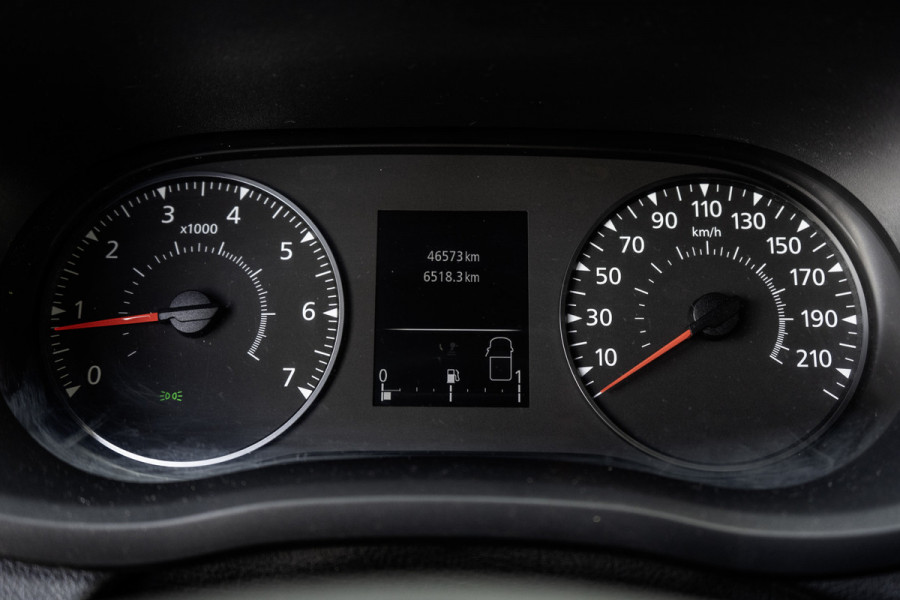 Renault Master T35 dCi | L2H2 | Camera | Navi | LED | 3-Zits | Airco | PDC | Euro 6