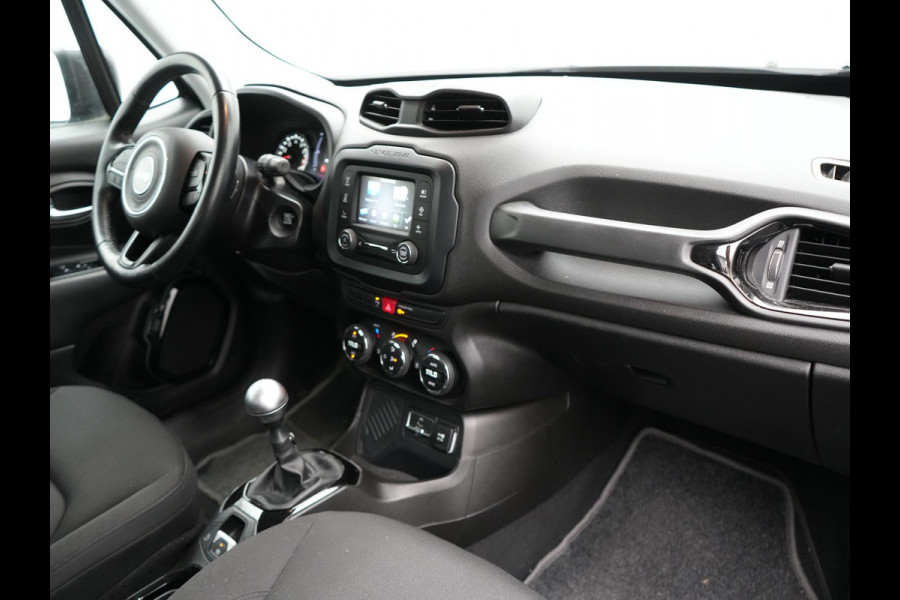 Jeep Renegade 1.6 E-Torq Night Eagle II 39225km | Trekhaak Afneembaar | Keyless | Navi Full Map | 18"L.M | Cruise Control | Uconnect | Climate Control |