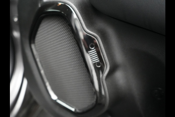Jeep Renegade 1.6 E-Torq Night Eagle II 39225km | Trekhaak Afneembaar | Keyless | Navi Full Map | 18"L.M | Cruise Control | Uconnect | Climate Control |