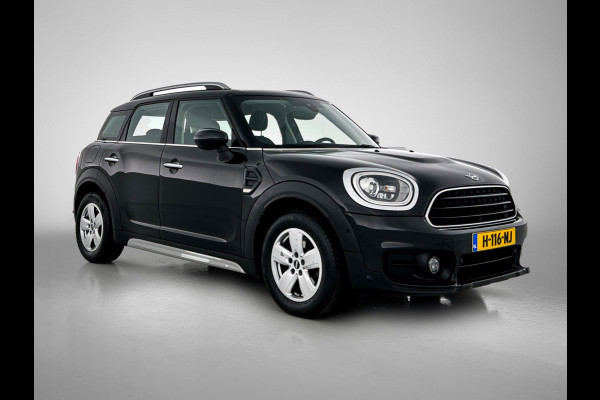 MINI Countryman 1.5 One Business Edition Automaat (GROOT-NAVIGATIE, STUURBEDIENING, PARKEERSENSOREN, DEALER ONDERHOUDEN)