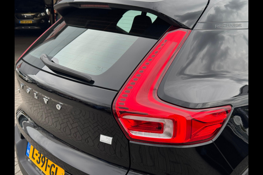 Volvo XC40 Recharge P8 AWD R-Design NL AUTO | TREKHAAK | CARPLAY |