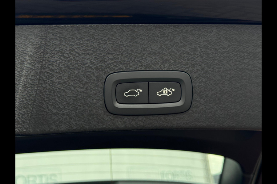 Volvo XC40 Recharge P8 AWD R-Design NL AUTO | TREKHAAK | CARPLAY |