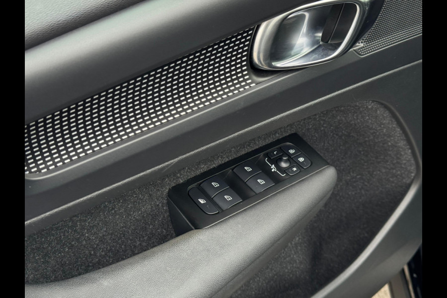 Volvo XC40 Recharge P8 AWD R-Design NL AUTO | TREKHAAK | CARPLAY |