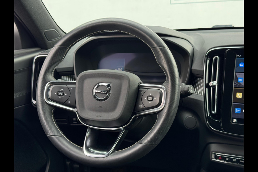 Volvo XC40 Recharge P8 AWD R-Design NL AUTO | TREKHAAK | CARPLAY |