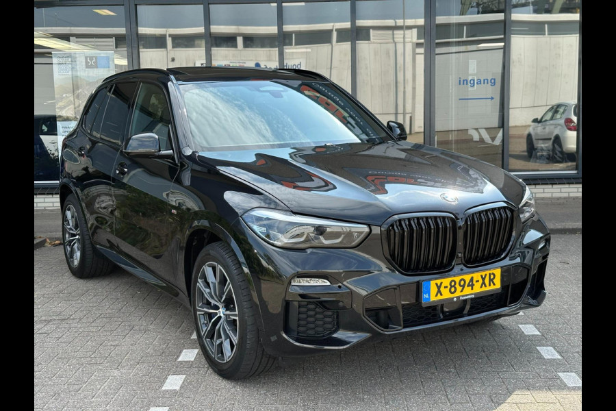 BMW X5 XDrive45e High Executive / M-Pakket / Luchtvering