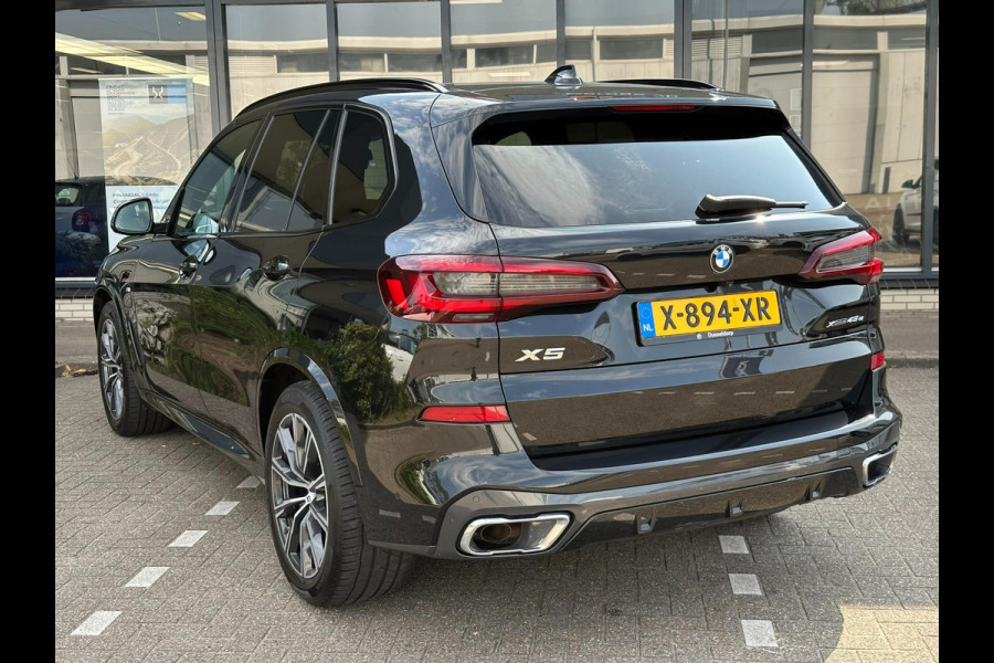 BMW X5 XDrive45e High Executive / M-Pakket / Luchtvering