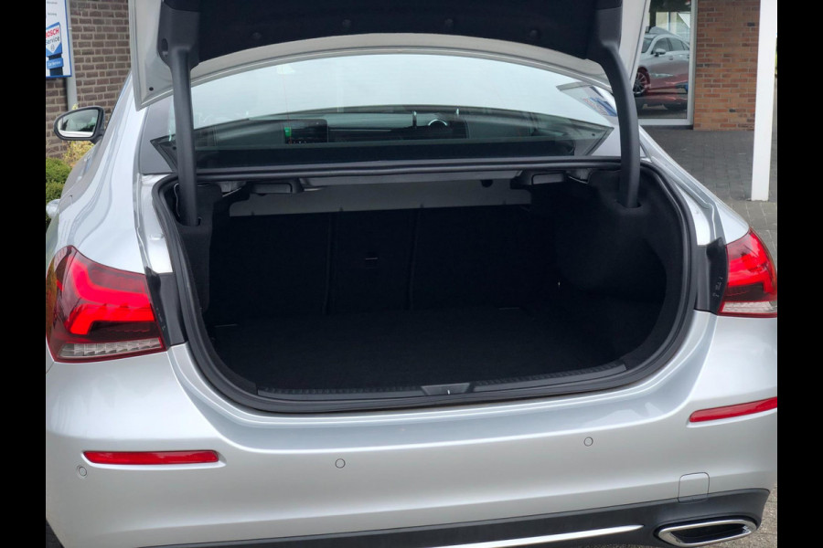 Mercedes-Benz A-Klasse 220 Advantage 190PK | Virt. Cockp., Camera, Navi, Stoelverw., LED, Half leder | NAP |
