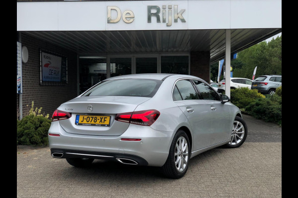 Mercedes-Benz A-Klasse 220 Advantage 190PK | Virt. Cockp., Camera, Navi, Stoelverw., LED, Half leder | NAP |