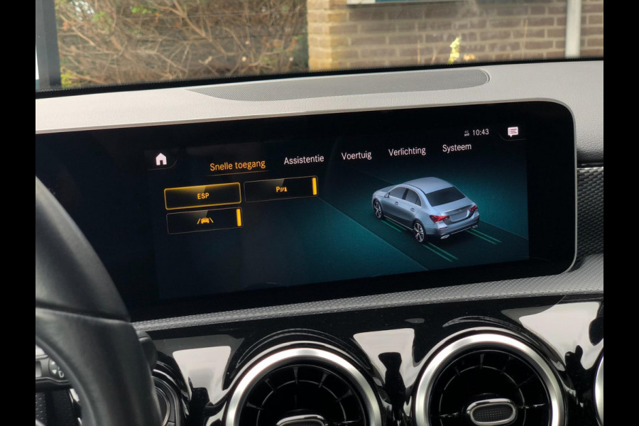 Mercedes-Benz A-Klasse 220 Advantage 190PK | Virt. Cockp., Camera, Navi, Stoelverw., LED, Half leder | NAP |