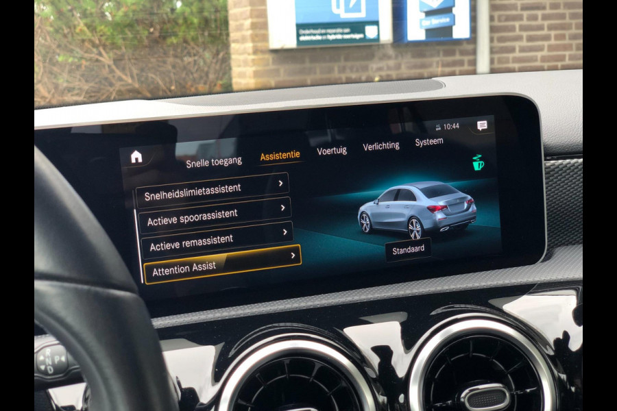 Mercedes-Benz A-Klasse 220 Advantage 190PK | Virt. Cockp., Camera, Navi, Stoelverw., LED, Half leder | NAP |