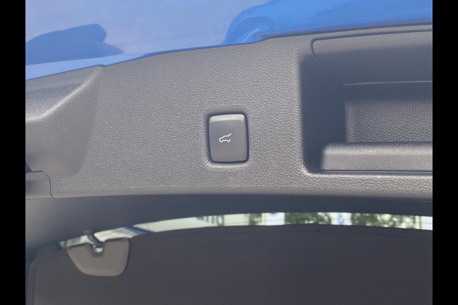 Ford Kuga 2.5 PHEV ST-Line X 243pk | Driver Assistance pack | Panoramadak | 20 inch Licht metaal | Winterpack | Technology Pack | 2.100kg Trekgewicht | Verlengde Fabrieksgarantie tot 09-2028