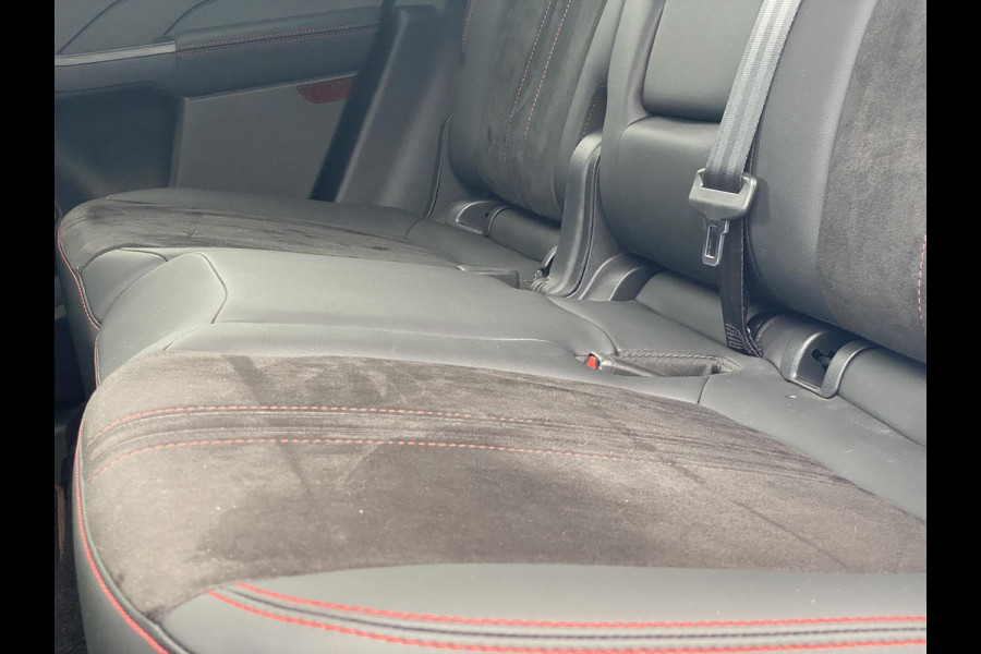 Ford Kuga 2.5 PHEV ST-Line X 243pk | Driver Assistance pack | Panoramadak | 20 inch Licht metaal | Winterpack | Technology Pack | 2.100kg Trekgewicht | Verlengde Fabrieksgarantie tot 09-2028
