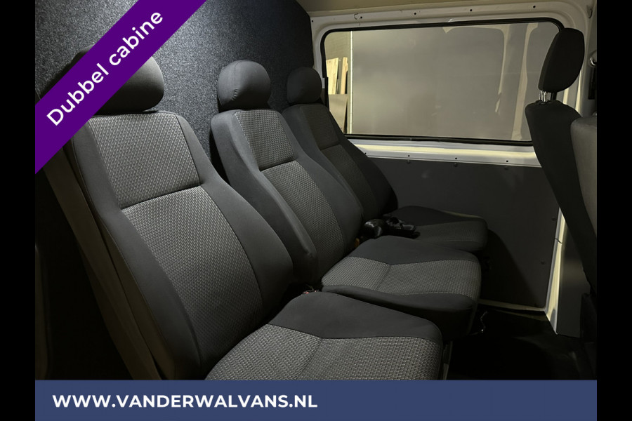 Volkswagen Transporter 2.0 TDI L2H1 Dubbele cabine Euro6 Airco | Apple Carplay | Android Auto | 5-Zits | 2200kg Trekhaak Cruisecontrol, Parkeersensoren