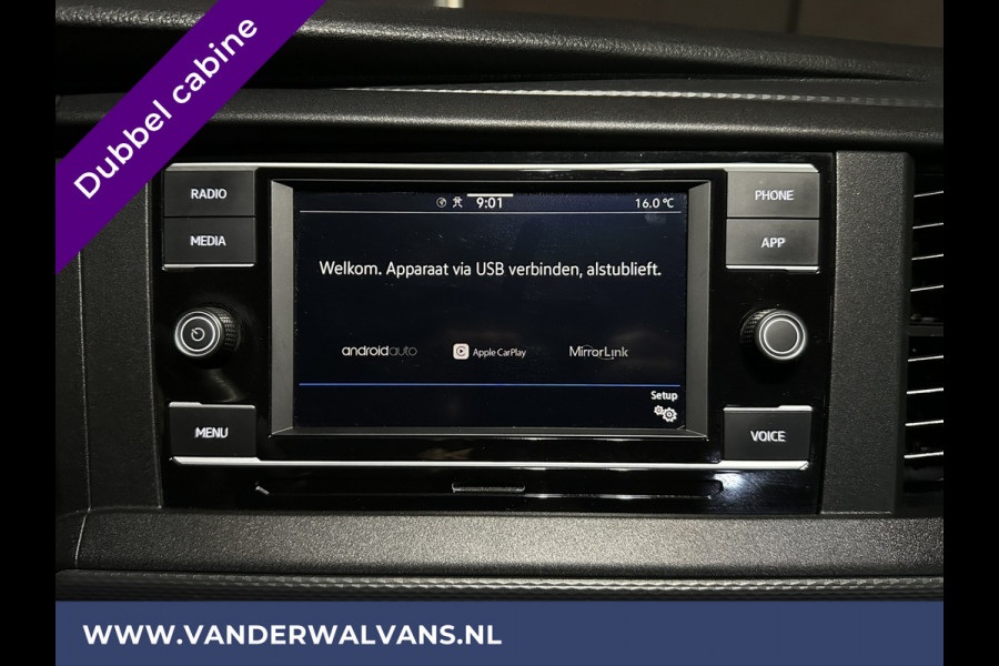 Volkswagen Transporter 2.0 TDI L2H1 Dubbele cabine Euro6 Airco | Apple Carplay | Android Auto | 5-Zits | 2200kg Trekhaak Cruisecontrol, Parkeersensoren