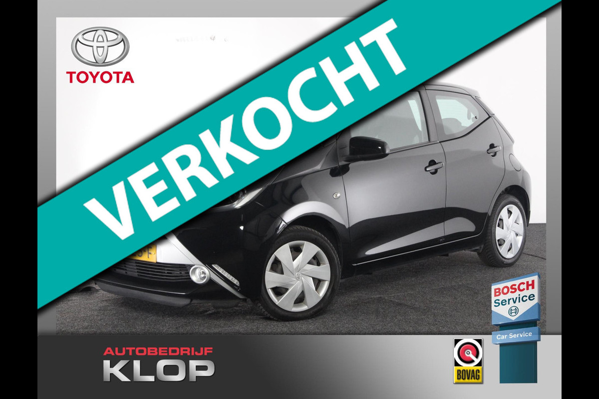 Toyota Aygo 1.0 VVT-i x-play Toyota Aygo 1.0 VVT-i x-play