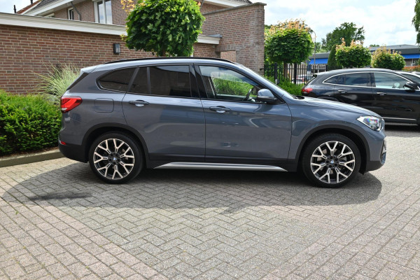 BMW X1 XDrive25e X-Line 220 PK Dealer o.h. Leder Memory Head-Up LED 19''