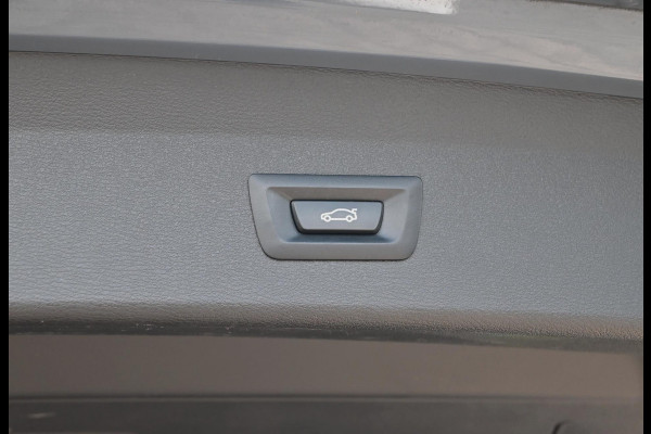 BMW X1 XDrive25e X-Line 220 PK Dealer o.h. Leder Memory Head-Up LED 19''