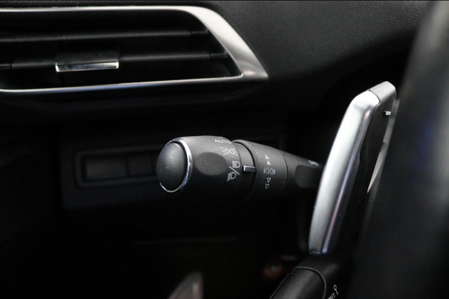 Peugeot 3008 1.6 e-THP GT Line*PANO*ACC*ECC*LED*
