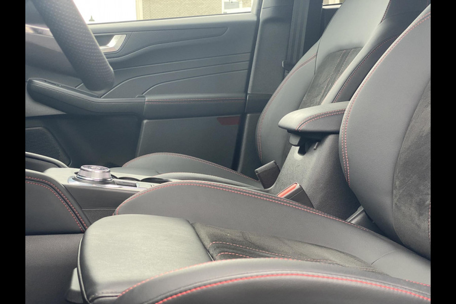 Ford Kuga 2.5 PHEV ST-Line X 243pk | Driver Assistance pack | Panoramadak | 20 inch Licht metaal | Winterpack | Technology Pack | 2.100kg Trekgewicht | Verlengde Fabrieksgarantie tot 09-2028