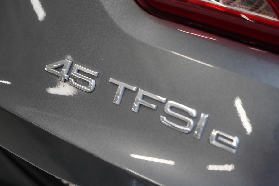 Audi Q3 Sportback 45 TFSI e 245pk S Edition | Adaptive cruise | Apple Carplay | Climate control | Stoelverwarming | Wegkl. trekhaak |