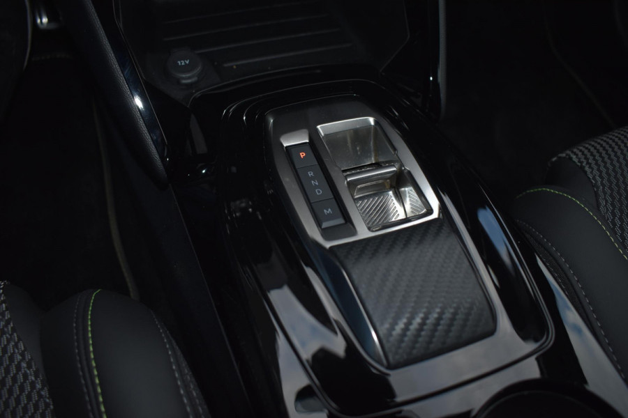 Peugeot 208 Hybrid 136PK Aut. GT | Navi | 360 camera | Incl. garantie