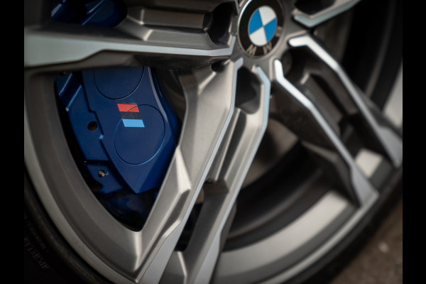 BMW 1-serie M135i xDrive High Executive | Pano-dak | Head-up | Sportstoelen | Adaptief onderstel