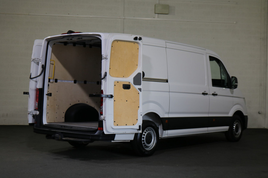 Volkswagen Crafter 2.0 TDI 140pk L3 H2 Automaat Navigatie Camera Led