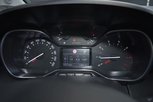 Citroën C3 Aircross 1.2 PureTech 130PK Aut. Plus | Navi | PDC | Incl. garantie