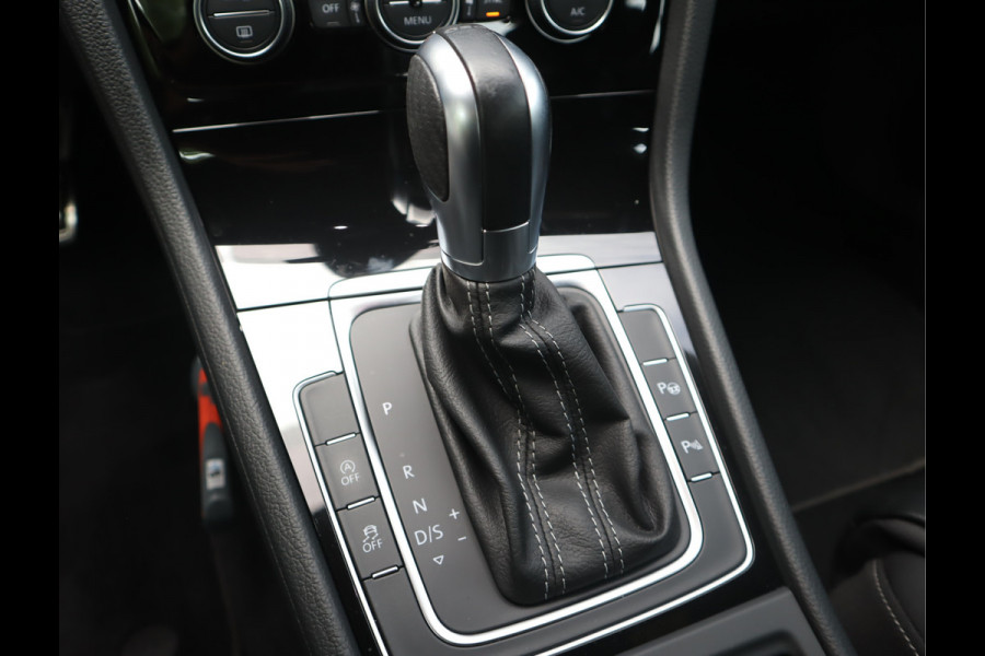 Volkswagen Golf 2.0 TDI GTD DSG / NL Auto