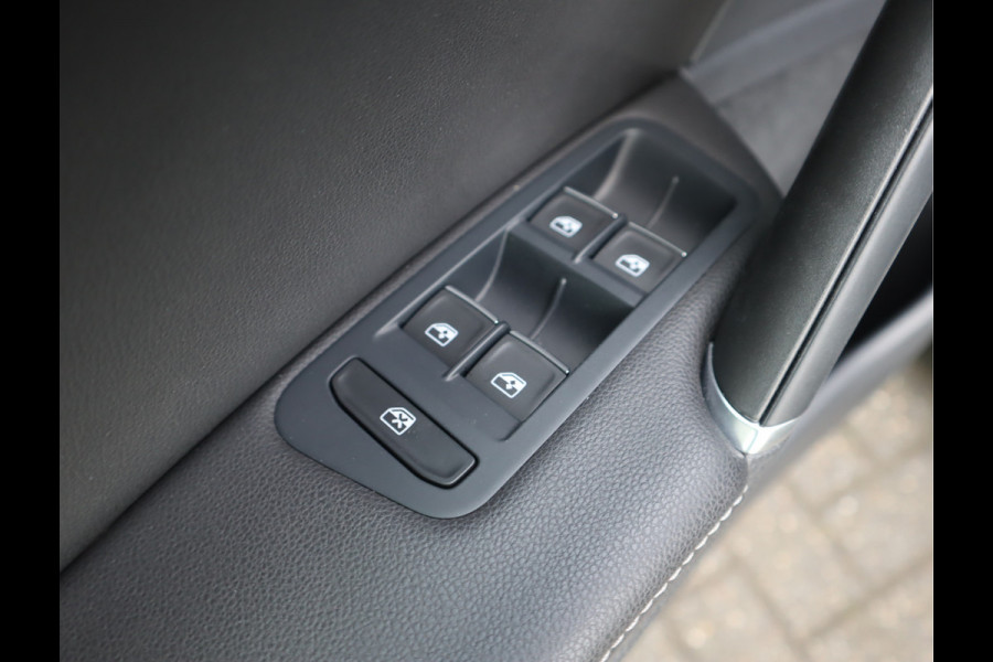 Volkswagen Golf 2.0 TDI GTD DSG / NL Auto