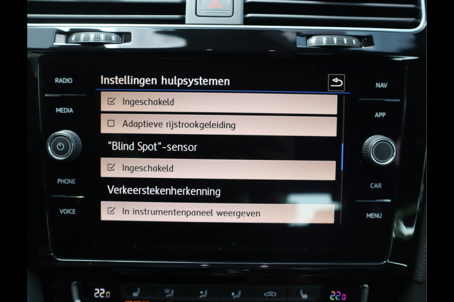 Volkswagen Golf 2.0 TDI GTD DSG / NL Auto